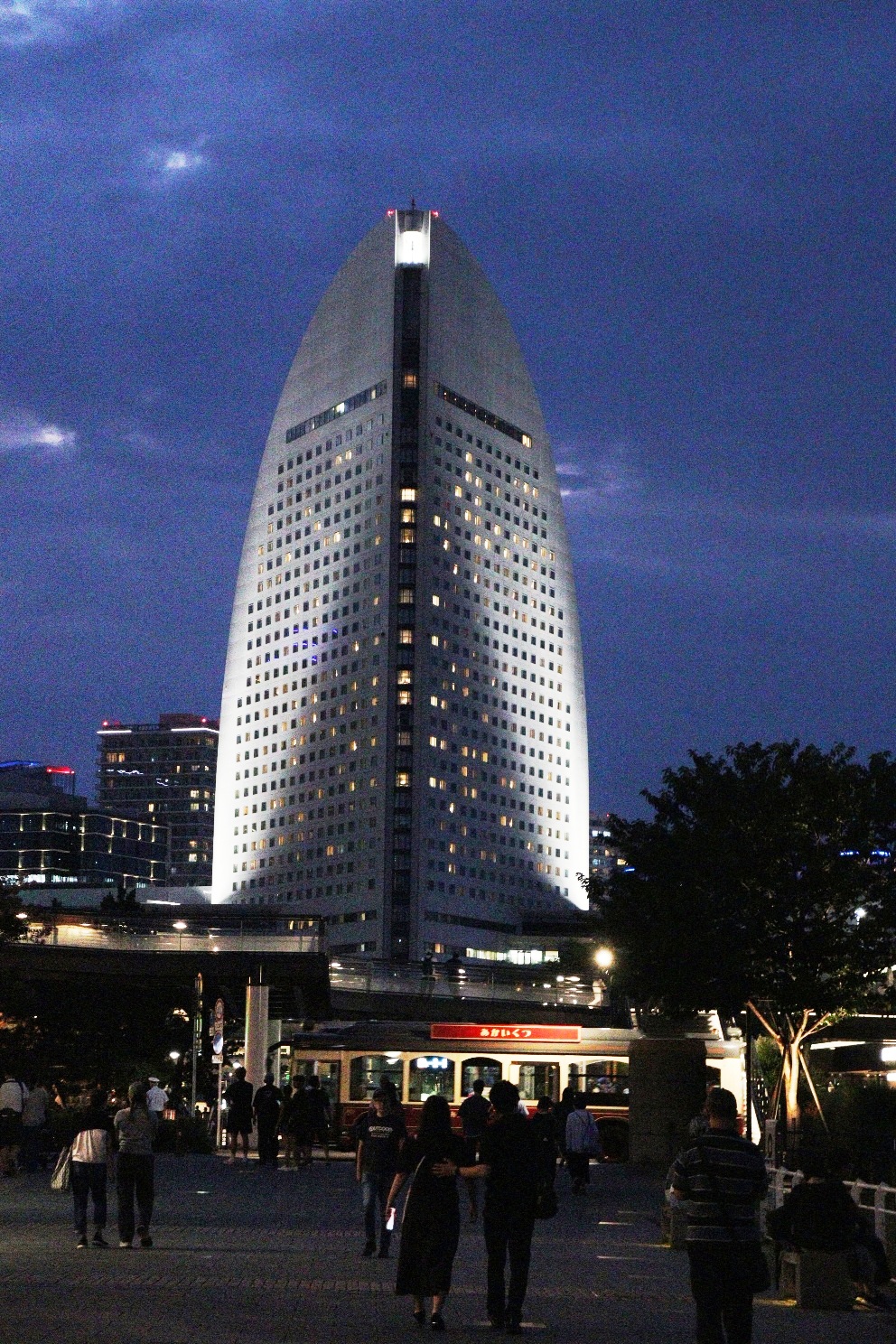 みなとみらい21 インターコンチネンタルホテル 正面