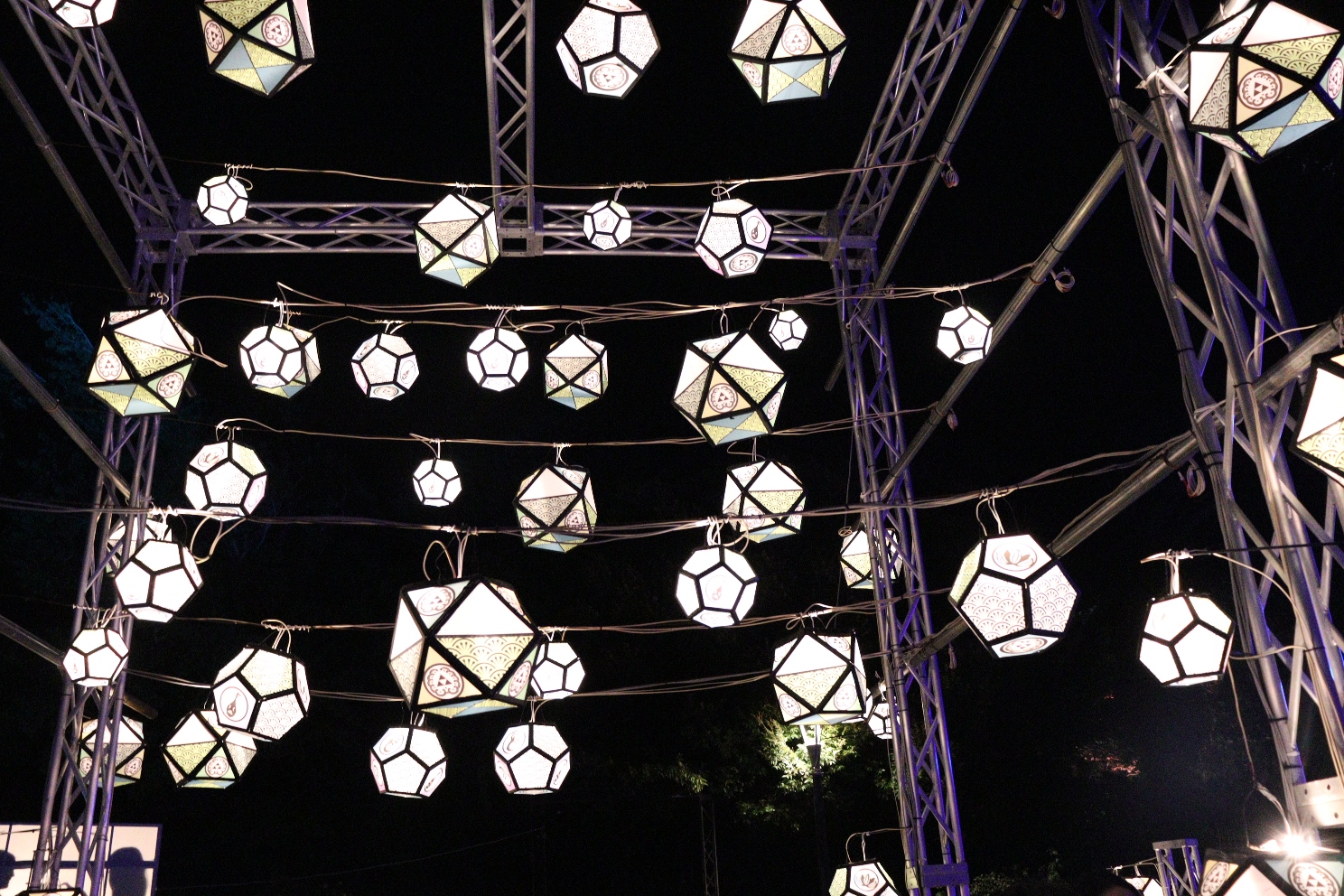 江の島 サムエル・コッキング苑 江の島灯篭2025