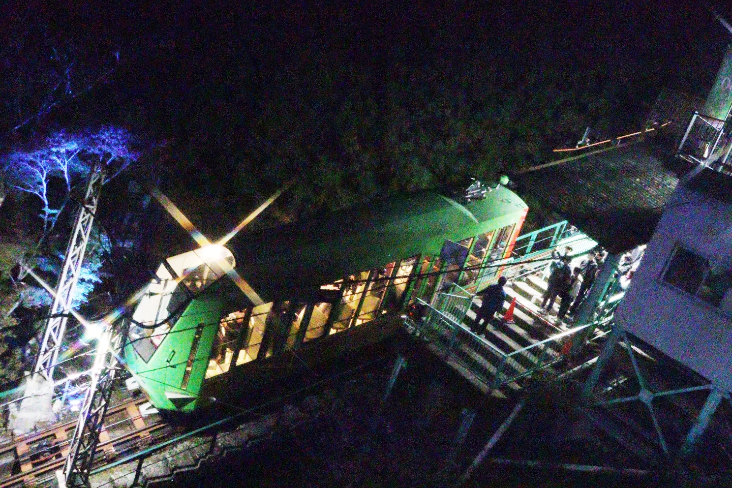 伊勢原大山 大山もみじ祭 大山ケーブルカー線路阿夫利神社駅