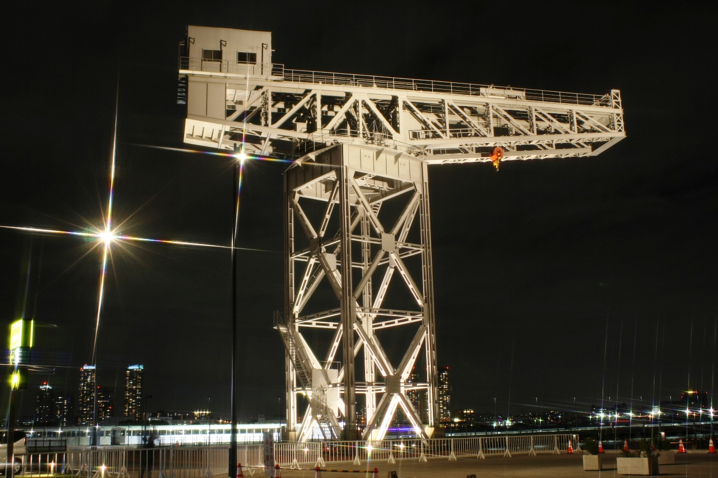 みなとみらい21 横浜ハンマーヘッド ハンマーヘッドクレーン